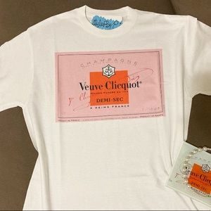 Graphic tshirt - XL left!